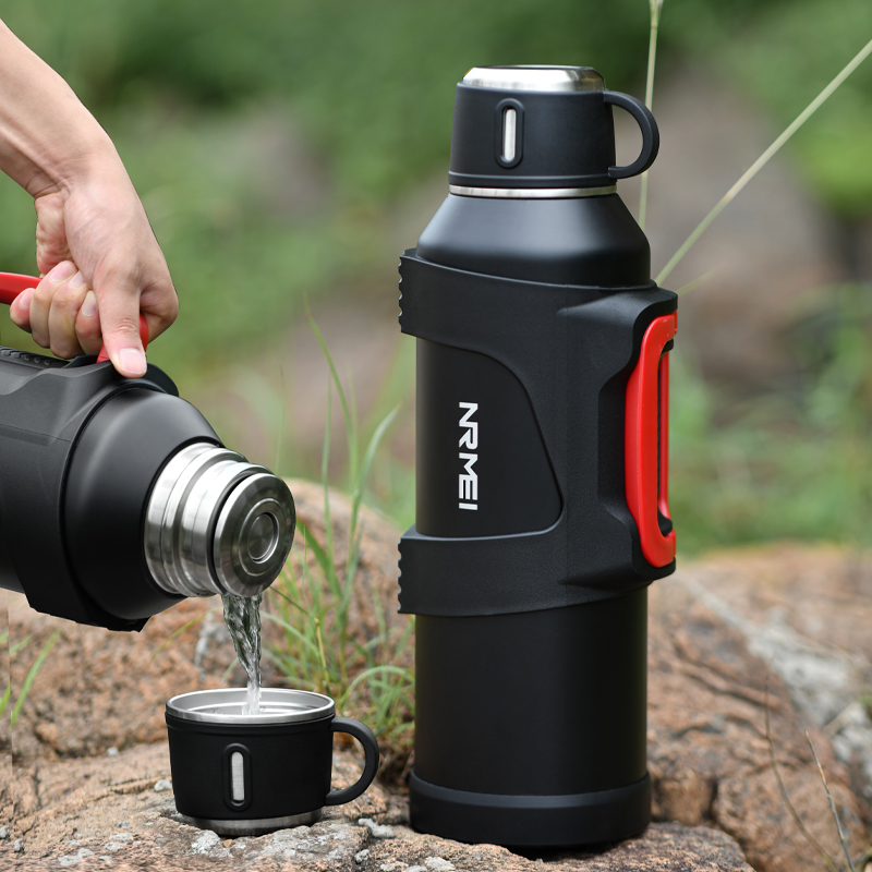 เหยือกเก็บความร้อนสแตนเลสพร้อม - Outdoor Camping Water Jug บทวิจารณ์และราคา
